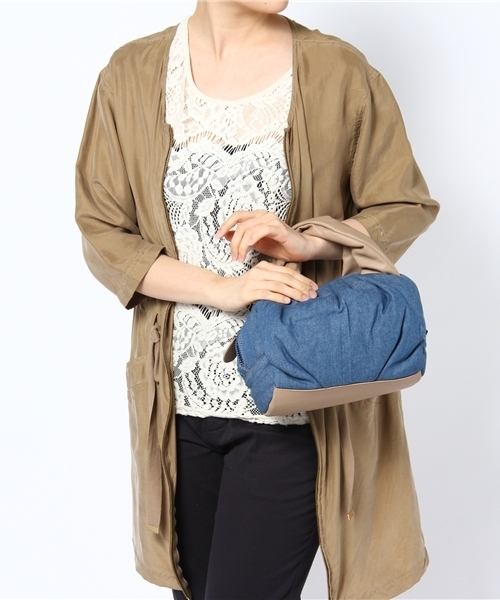 PLST（プラステ）の「2WAYデニムボストン型バッグ（ハンドバッグ・レディース・ブルー・FREE）」の9枚目の写真