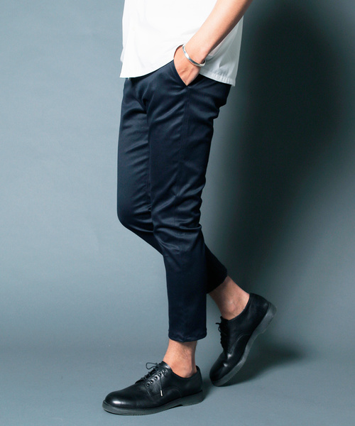 Magine(マージン)の「Magine:WEST POINT STRETCH CHINO CROPPED PANTS:ウエストポイント ストレッチチノ クロップドパンツ(チノパンツ・メンズ・ブラック/ベージュ/ネイビー・44/46/48)」の2枚目の写真