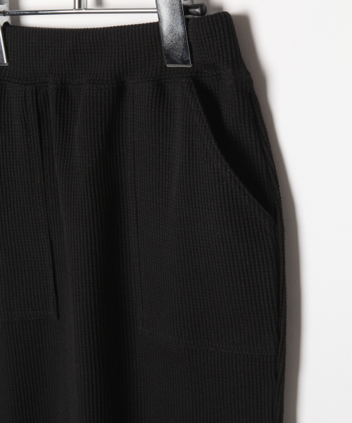 GLOBAL WORK（グローバルワーク）の「【キッズ】ワッフルタイトスカート/841911（スカート・キッズ・ブラック/グレー・SMALL/MEDIUM/LARGE/X-LARGE/XX-LARGE）」の7枚目の写真