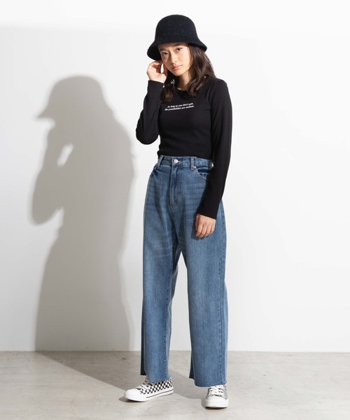 WEGO（ウィゴー）の「WEGO/デイリーストレートデニムパンツ（デニムパンツ・レディース・インディゴブルー/ダークインディゴブルー・SMALL/LARGE/MEDIUM）」の5枚目の写真