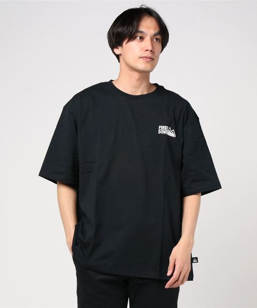 FIRST DOWN(ファーストダウン)の「ファーストダウン FIRST DOWN 天竺ワンポイントTシャツ(Tシャツ/カットソー・メンズ・ブラック/ホワイト・L/M/XL)」の1枚目の写真