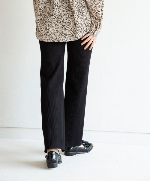 marjour（マージュール）の「FRONT SLIT PANTS（その他パンツ・レディース・ブラック/ブラウン・MEDIUM/LARGE）」の19枚目の写真