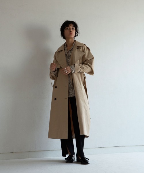 marjour（マージュール）の「FRONT SLIT PANTS（その他パンツ・レディース・ブラック/ブラウン・MEDIUM/LARGE）」の18枚目の写真