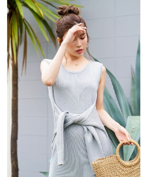 Darich(ダーリッチ)の「ウエストマークニットワンピース(ワンピース・レディース・イエロー/ピンク/サックスブルー/ブラック/オレンジ・FREE)」の12枚目の写真