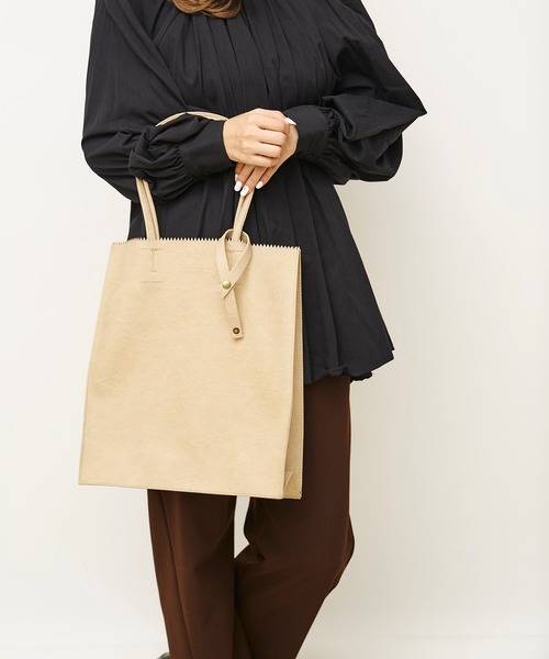 Legato Largo 1枚革風ﾍﾟｰﾊﾟｰﾌｪｲｸﾚｻﾞｰa4ﾄｰﾄ トートバッグ Legato Largo レガートラルゴ のファッション通販 Zozotown