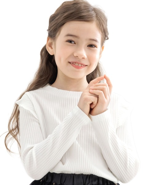 Bee des Bee（ビーデスビー）の「長袖リブトップス（ニット/セーター・キッズ・ライトブルー/ブラック/ベージュ/ピンク/マスタード/ダークベージュ/グレー/ネイビー/ホワイト/モスグリーン/ラベンダー/ダークブラウン・110cm/100cm/120cm/130cm/140cm/150cm）」の2枚目の写真