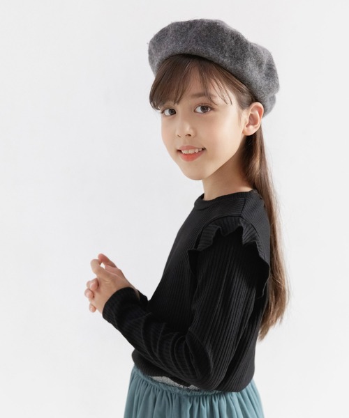 Bee des Bee（ビーデスビー）の「長袖リブトップス（ニット/セーター・キッズ・ライトブルー/ブラック/ベージュ/ピンク/マスタード/ダークベージュ/グレー/ネイビー/ホワイト/モスグリーン/ラベンダー/ダークブラウン・110cm/100cm/120cm/130cm/140cm/150cm）」の3枚目の写真