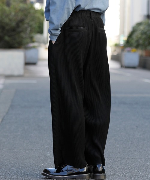 ADMIX/ATELIER SAB MEN（アドミックスアトリエサブメン）の「クレープ タック プリーツ ワイド バギー イージー パンツ セットアップ対応可（スラックス・メンズ・グレイッシュベージュ/グレー/グレイッシュブルー/ブラック・48/50）」の22枚目の写真