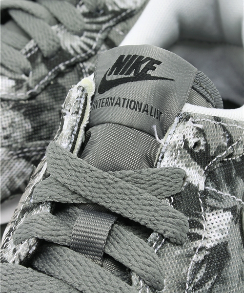 BEAMS BOY(ビームスボーイ)の「NIKE / INTERNATIONALIST GPX (682912-001)(スニーカー・レディース・グレー・24/25/24.5)」の6枚目の写真