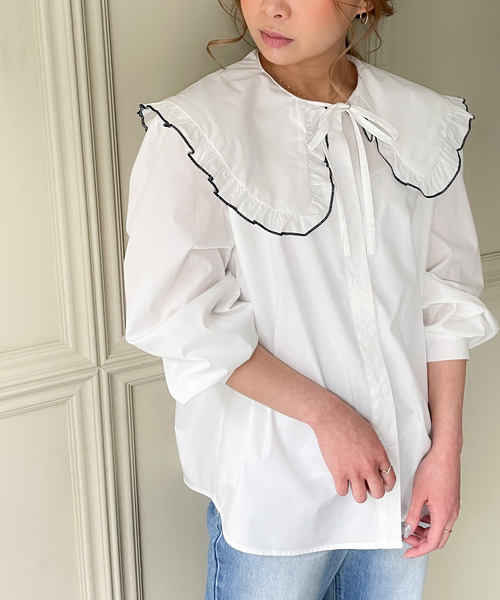 JUNOAH（ジュノア）の「配色ラインビッグフリルカラーシャツ（シャツ/ブラウス・レディース・ホワイト/ライトグレー・FREE）」の8枚目の写真