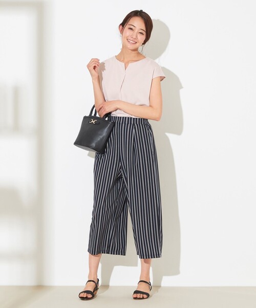 ANY SIS(エニィスィス)の「【UVケア】エアリードレープスムース ワイドパンツ(その他パンツ・レディース・ホワイト系1/ネイビー系/ネイビー系1/パイングリーン系・1/2/3)」の9枚目の写真