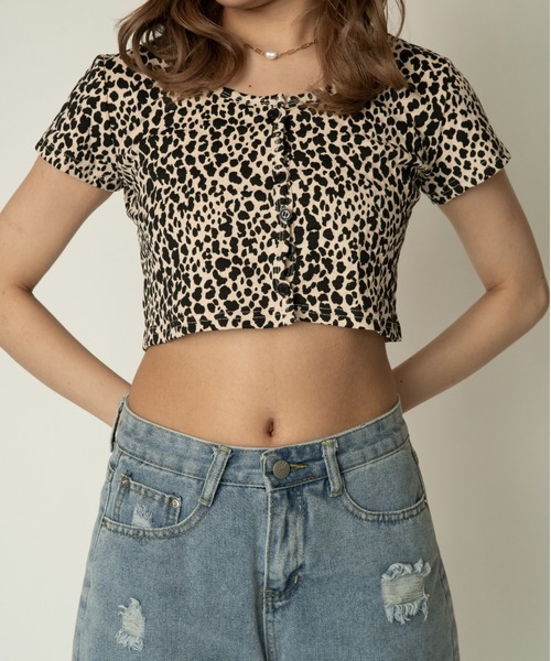 yuue' ( wear )(ユーイ)の「フロントボタンクロップドミニトップス(Tシャツ/カットソー・レディース・アイボリー・FREE)」の2枚目の写真