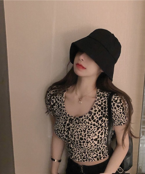 yuue' ( wear )(ユーイ)の「フロントボタンクロップドミニトップス(Tシャツ/カットソー・レディース・アイボリー・FREE)」の9枚目の写真