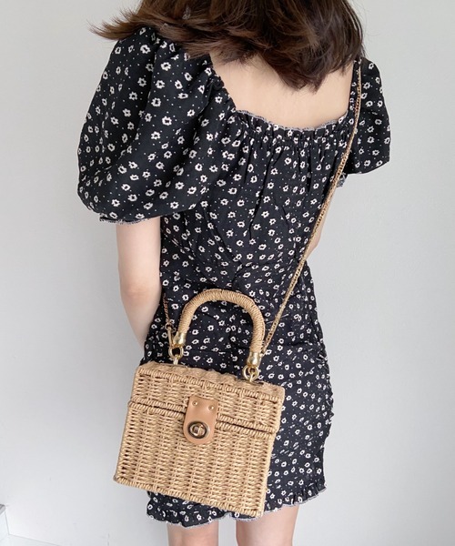 Loueme（ルエム）の「2WAYスクエアかごバッグ（かごバッグ・レディース・ベージュ/ナチュラル・FREE）」の8枚目の写真