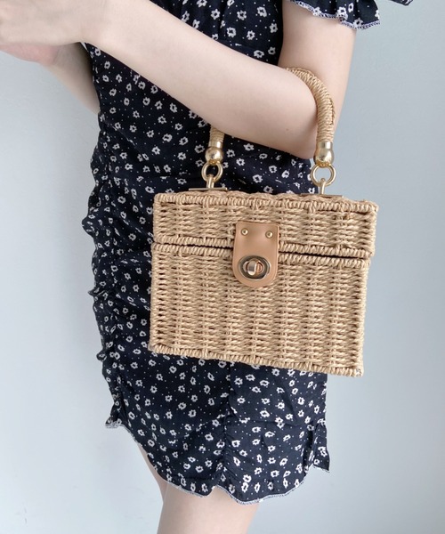 Loueme（ルエム）の「2WAYスクエアかごバッグ（かごバッグ・レディース・ベージュ/ナチュラル・FREE）」の10枚目の写真