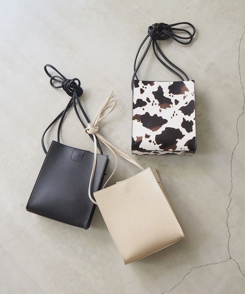 tiptop（ティップトップ）の「スクエアミニショルダーBAG（ショルダーバッグ・レディース・ブラック/A/B・FREE）」の5枚目の写真