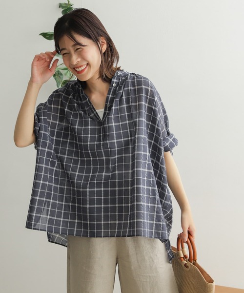 URBAN RESEARCH DOORS（アーバンリサーチドアーズ）の「チェックギャザーブラウス（シャツ/ブラウス・レディース・ホワイト/ネイビー・ONE）」の7枚目の写真