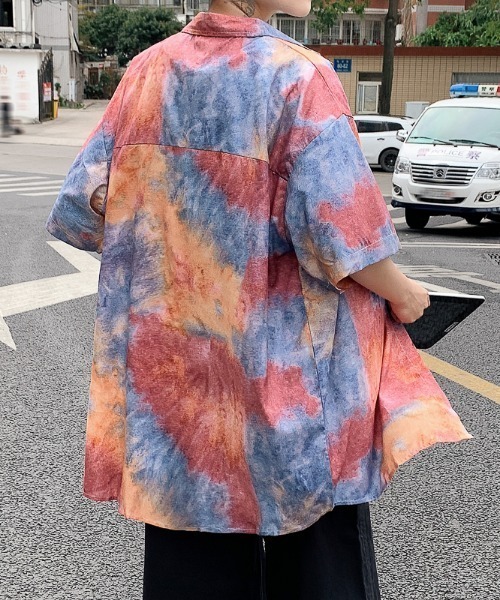 MGV（エムジーヴィー）の「タイダイプリントSSシャツ（シャツ/ブラウス・メンズ・レッド/ブルー・MEDIUM/LARGE/X-LARGE）」の9枚目の写真