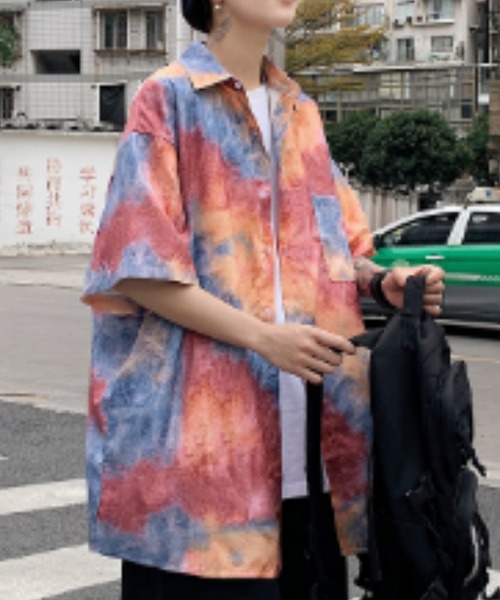 MGV（エムジーヴィー）の「タイダイプリントSSシャツ（シャツ/ブラウス・メンズ・レッド/ブルー・MEDIUM/LARGE/X-LARGE）」の11枚目の写真
