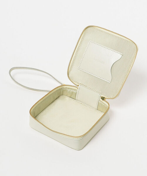 Ray BEAMS(レイビームス)の「Ray BEAMS / レザー ポーチ(ポーチ・レディース・ホワイト/ブラック/グリーン・ONE SIZE)」の12枚目の写真