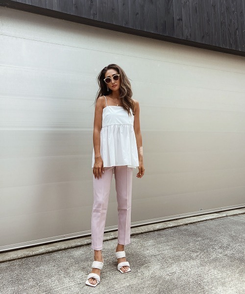 esutoreja（エストレジャ）の「ペプラムバックオープントップス（キャミソール・レディース・ホワイト/ブラック/オレンジ・FREE）」の15枚目の写真