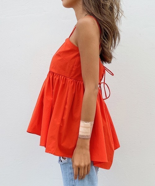 esutoreja（エストレジャ）の「ペプラムバックオープントップス（キャミソール・レディース・ホワイト/ブラック/オレンジ・FREE）」の6枚目の写真