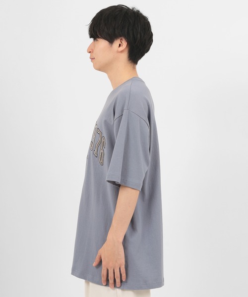 VISION STREET WEAR（ヴィジョンストリートウェア）の「【VISION STREET  WEAR/ヴィジョンストリートウェア】カレッジロゴ サテンワッペン半袖Tシャツ（Tシャツ/カットソー・メンズ・ホワイト/ブラック/グリーン/ブルーグレー・M/L/XL）」の5枚目の写真