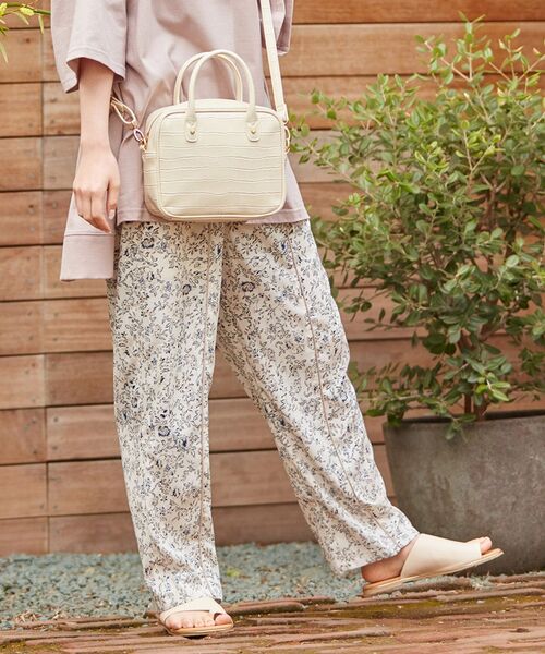 Cutie Blonde（キューティーブロンド）の「◆【S-L】花柄パイピングパンツ（その他パンツ・レディース・イエロー系9/アイボリー系6/ネイビー系9・03/02/01）」の14枚目の写真