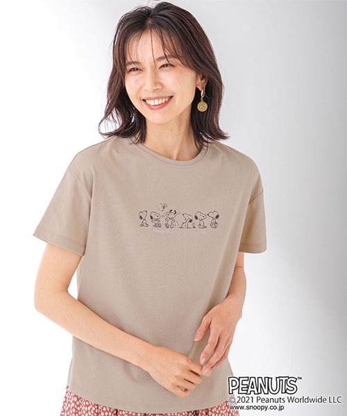Petit Honfleur(プチオンフルール)の「【スヌーピー】フロントロゴプリント コラボTシャツ(Tシャツ/カットソー・レディース・ホワイト/ブルー/ベージュ・M/L)」の12枚目の写真