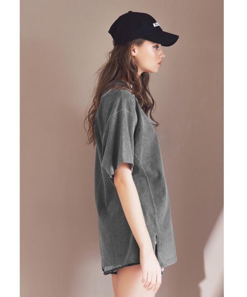 ALEXIA STAM（アリシアスタン）の「Pigment Dyed Oversized Tee/ピグメントダイオーバーサイズティー（Tシャツ/カットソー・レディース・モカ/カーキ/チャコールグレー・FREE）」の13枚目の写真