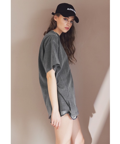 ALEXIA STAM（アリシアスタン）の「Pigment Dyed Oversized Tee/ピグメントダイオーバーサイズティー（Tシャツ/カットソー・レディース・モカ/カーキ/チャコールグレー・FREE）」の7枚目の写真