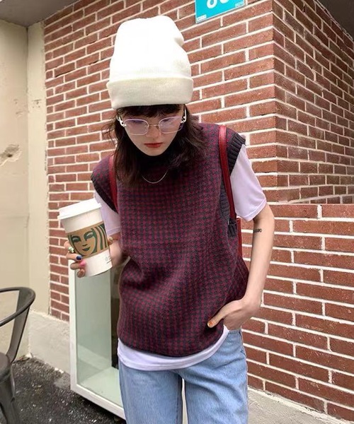 Jewelobe（ジュエローブ）の「オーバーサイズハーリキンチェックニットベスト（ベスト・レディース・ネイビー/ブラック/オフホワイト・FREE）」の18枚目の写真