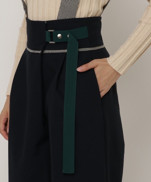 REDYAZEL(レディアゼル)の「配色サス付きワイドパンツ(その他パンツ・レディース・ベージュ系その他/ネイビー/ベージュ・MEDIUM/SMALL)」の17枚目の写真