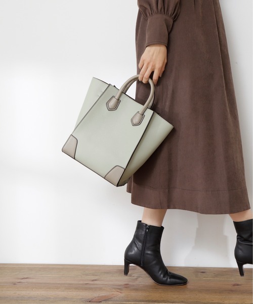 N.（N. Natural Beauty Basic）（エヌエヌナチュラルビューティーベーシック）の「◆スクエアコンビトートバッグ（トートバッグ・レディース・ベージュ/ライトグリーン/ブラック・ﾌﾘ-）」の7枚目の写真