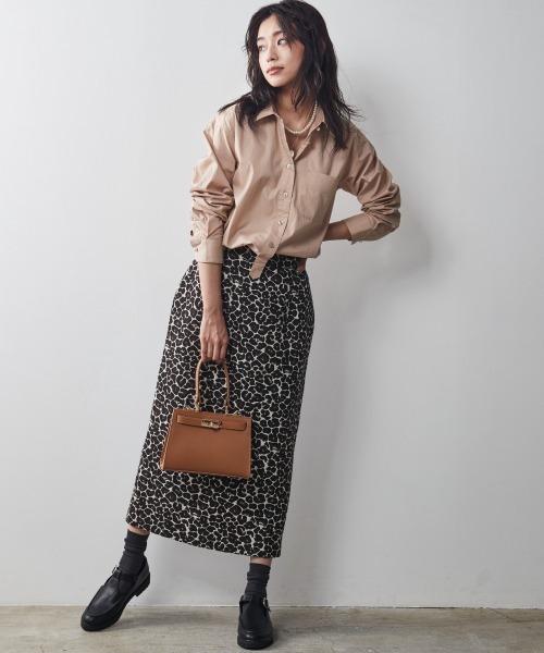 CHIC STYLE(シックスタイル)の「<大きいサイズ>レオパードジャガードタイトロングスカート シックスタイル(スカート・レディース・ブラウン系/ブラック系・5/7/2/4/3/6/1)」の20枚目の写真