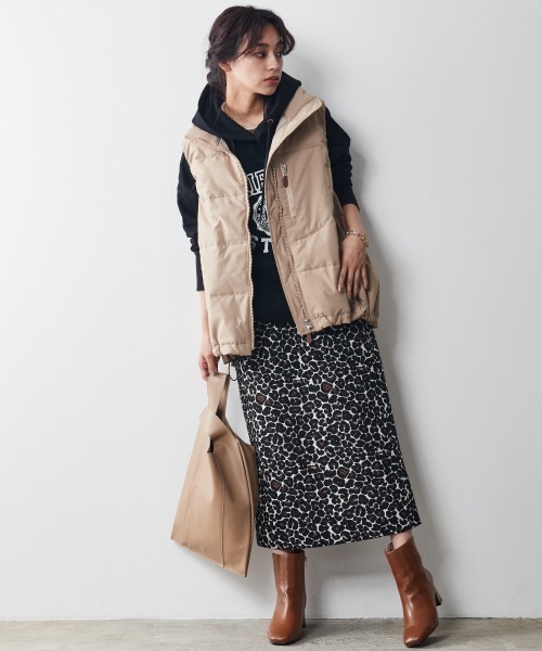 CHIC STYLE(シックスタイル)の「<大きいサイズ>レオパードジャガードタイトロングスカート シックスタイル(スカート・レディース・ブラウン系/ブラック系・5/7/2/4/3/6/1)」の11枚目の写真