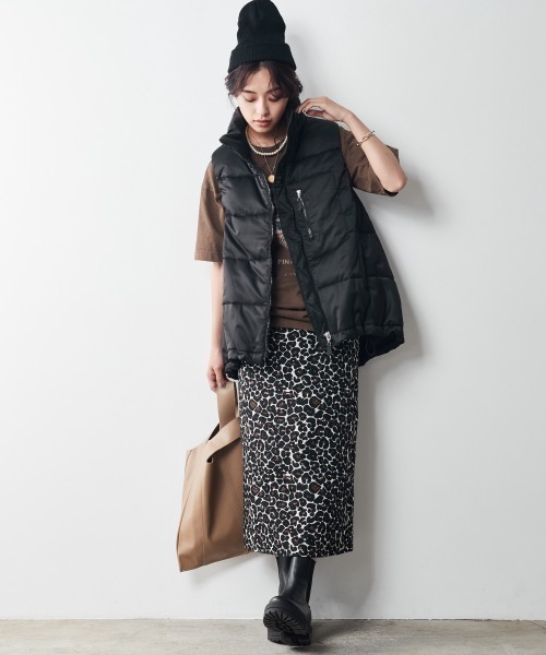 CHIC STYLE(シックスタイル)の「<大きいサイズ>レオパードジャガードタイトロングスカート シックスタイル(スカート・レディース・ブラウン系/ブラック系・5/7/2/4/3/6/1)」の16枚目の写真