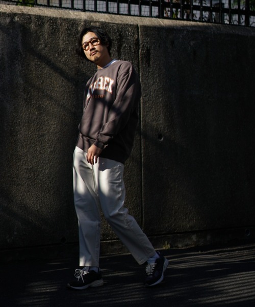 AVIREX（アヴィレックス）の「【直営店限定】ニューヨーク カレッジ ロゴ スウェット / NEWYORK COLLEGE LOGO SWEAT / アヴィレックス / AVIREX（スウェット・メンズ・グリーン/パープル/チャコールグレー・MEDIUM/LARGE/X-LARGE）」の18枚目の写真