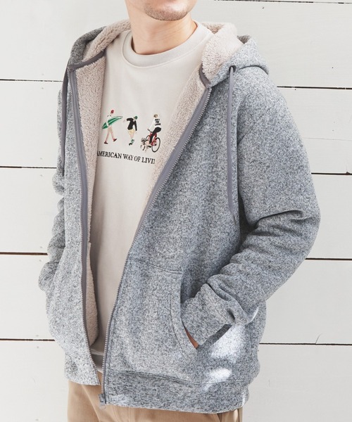 ikka（イッカ）の「フェイクスウェード刺繍プルオーバー（スウェット・メンズ・チャコールグレー/ライトグレー/オリーブ/ピンク/ブルー・S/M/L/XL）」の2枚目の写真