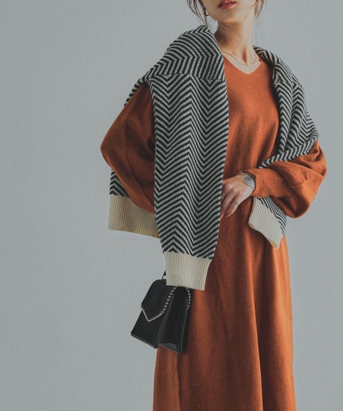 Fashion Letter(ファッションレター)の「Vネックニットロングワンピース(ワンピース・レディース・ブラック/ライトグレー/ベージュ/ブラウン/グレー・M~L/LL~3L/4L~5L)」の8枚目の写真