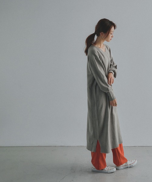 Fashion Letter(ファッションレター)の「Vネックニットロングワンピース(ワンピース・レディース・ブラック/ライトグレー/ベージュ/ブラウン/グレー・M~L/LL~3L/4L~5L)」の11枚目の写真