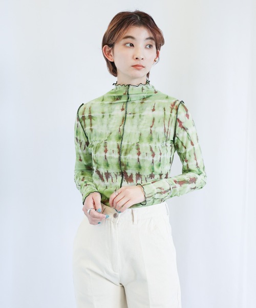 select MOCA（セレクトモカ）の「ハイネックニュアンス柄シアーメロートップス（Tシャツ/カットソー・レディース・グリーン・FREE）」の4枚目の写真