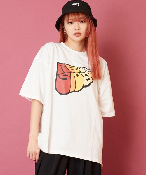 unrelaxing(アンリラクシング)の「オーバーサイズ ルーズビッグシルエット ドロップショルダーTシャツ(Tシャツ/カットソー・メンズ・その他/その他1/その他2/その他3/その他4/その他5/その他8/その他9/ホワイト系/ホワイト系1/ホワイト系2/ホワイト系3/ホワイト系4/ホワイト系5/ホワイト系6/ホワイト系7/ホワイト系8/ホワイト系9/ブラック系/ブラック系1/ブラック系2/ブラック系3/ブラック系4/ブラック系5/ブラック系6/ブラック系7/ブラック系8/ブラック系9/ベージュ系/ベージュ系1/ベージュ系2/ベージュ系3/ベージュ系4/ベージュ系5/ベージュ系6/ベージュ系7/ベージュ系8/ベージュ系9/グリーン系/グリーン系1/グリーン系2/グリーン系3/グリーン系4/グリーン系5/グリーン系6/グリーン系8/グリーン系9/ネイビー系/ネイビー系1/ネイビー系3/ネイビー系4/ネイビー系5/ネイビー系6/ネイビー系8/ネイビー系9/パープル系/パープル系1/パープル系2/パープル系3/パープル系4/パープル系5/パープル系6/パープル系7/パープル系8/パープル系9/イエロー系/イエロー系1/イエロー系2/イエロー系3/イエロー系4/イエロー系5/イエロー系6/イエロー系7/イエロー系8/イエロー系9・FREE)」の7枚目の写真