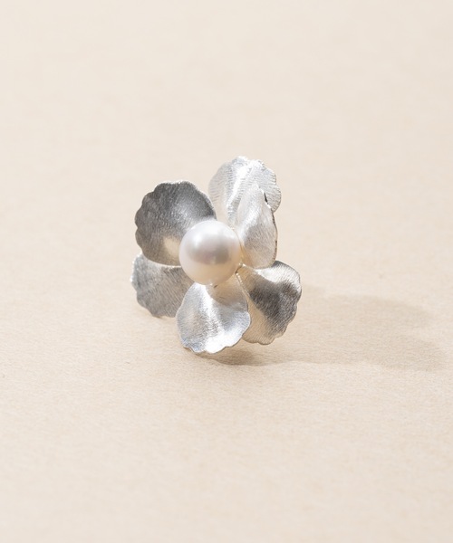 ANOH(アノー)の「【Silver925】フラワーパールピアス(ピアス(両耳用)・レディース・シルバー・FREE)」の14枚目の写真