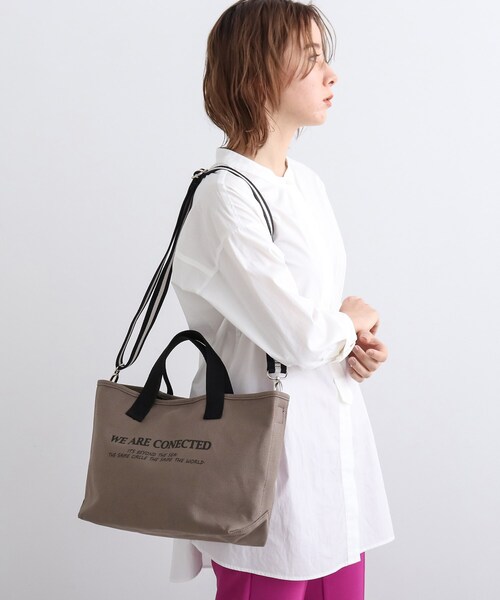 INDIVI（インディヴィ）の「◆【2WAY/A4収納可能】キャンバスショルダー（ショルダーバッグ・レディース・サンドベージュ/オフホワイト・00）」の3枚目の写真