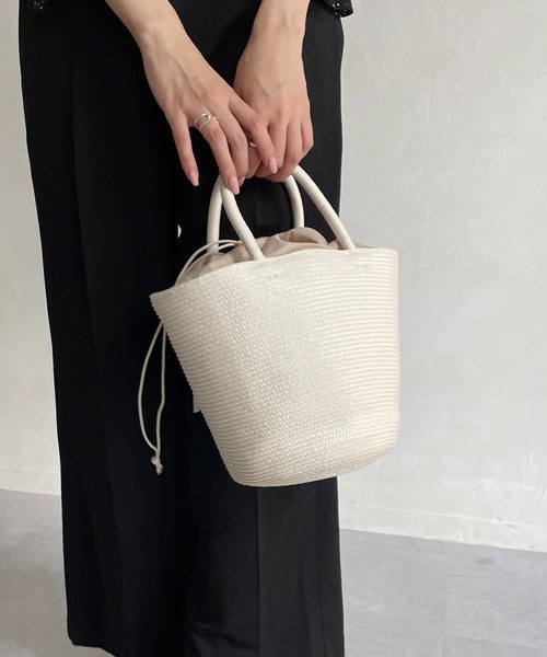 CAPRICIEUX LE'MAGE（カプリシューレマージュ）の「コロールテーパードバッグ（ハンドバッグ・レディース・ホワイト/ピンク/グリーン・FREE）」の12枚目の写真