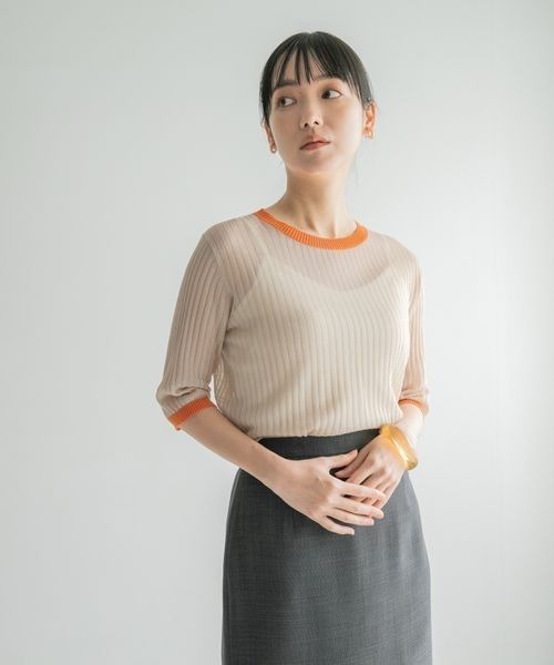 LOWRYS FARM（ローリーズファーム）の「バイカラーシアーリブ５Ｓ　276104（ニット/セーター・レディース・ブラック/ベージュ/ブルー・FREE）」の4枚目の写真