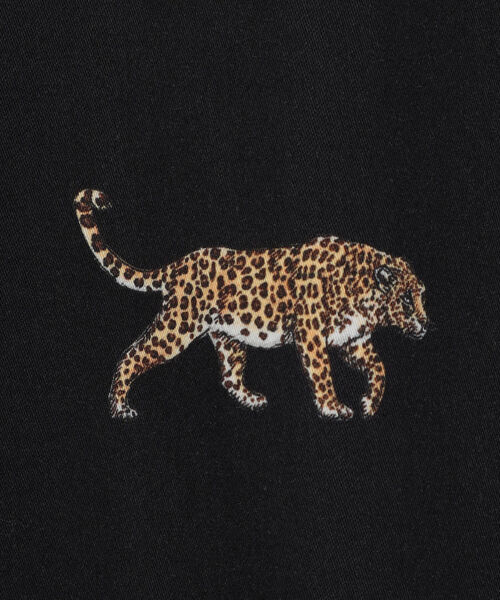 schott（ショット）の「LEOPARD HAWAIIAN SHIRT/レオパード ハワイアンシャツ（シャツ/ブラウス・メンズ・ブラック/グリーン・MEDIUM/X-LARGE/XX-LARGE/LARGE）」の7枚目の写真