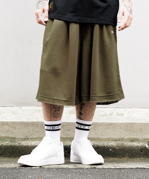 Subciety(サブサエティ)の「SWEAT SHORTS(その他パンツ・メンズ・カーキ/グレー/ブラック・MEDIUM/LARGE/X-LARGE)」の1枚目の写真