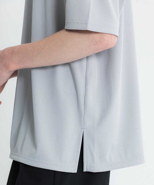 ATTACHMENT（アタッチメント）の「STUDIOUS別注 PLEATS　S/S　TEE（Tシャツ/カットソー・メンズ・ライトグレー/ブラック・1/2）」の12枚目の写真